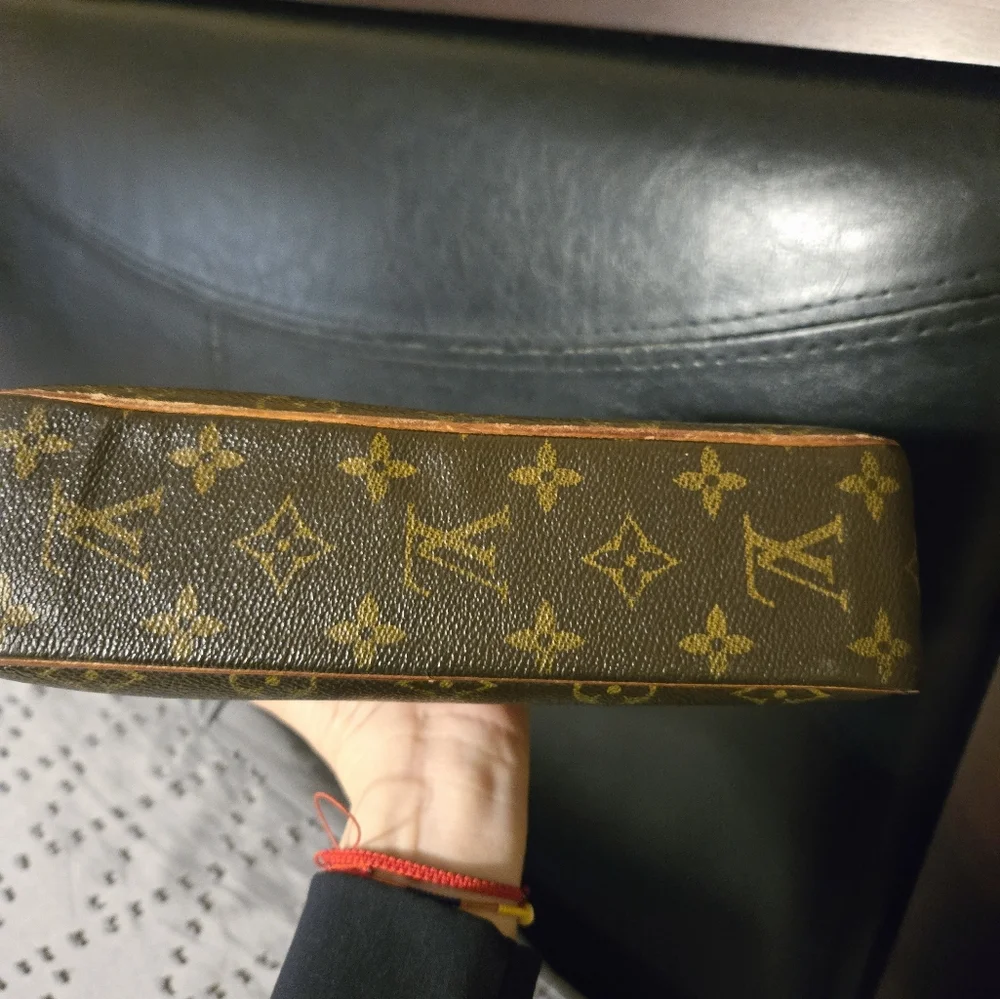Cosmetic bag - Picture 5 of 11